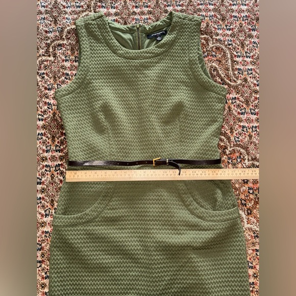 Olive Green Dress w/ zip back, fitted, pockets,belt size 12 - Picture 7 of 12